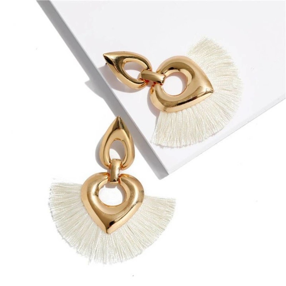 Bohemian Exaggerated Heart Earring Beige - Picture 1 of 4